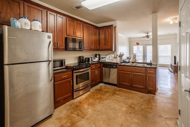 APT-403 - 910 W 25 Th St, Condo with 3 bedrooms, 3 bathrooms and 3 parking in Austin TX | Image 4