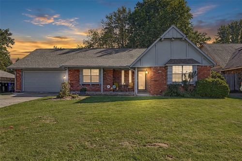 1405 W Indianola St, Broken Arrow, OK, 74012-4902 | Card Image
