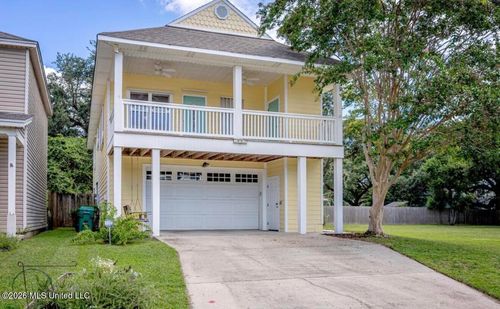 1457 Georgia Pl, Gulfport, MS, 39507-1434 | Card Image