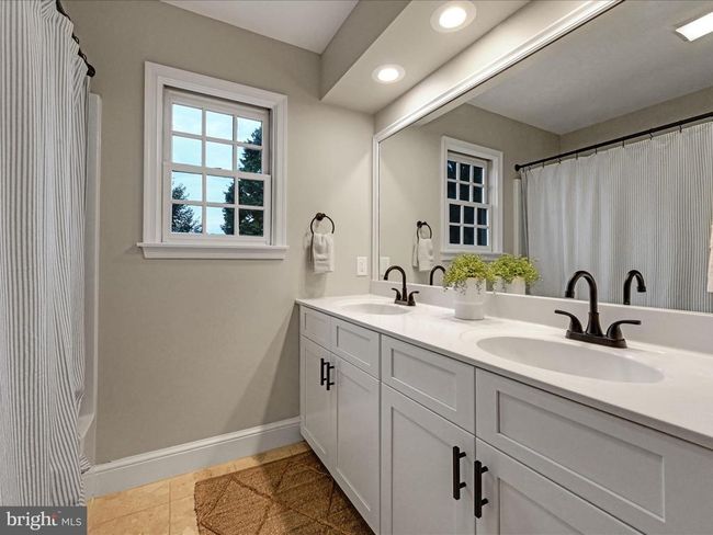 301 Sarsen Dr, House other with 5 bedrooms, 4 bathrooms and null parking in LITITZ PA | Image 44