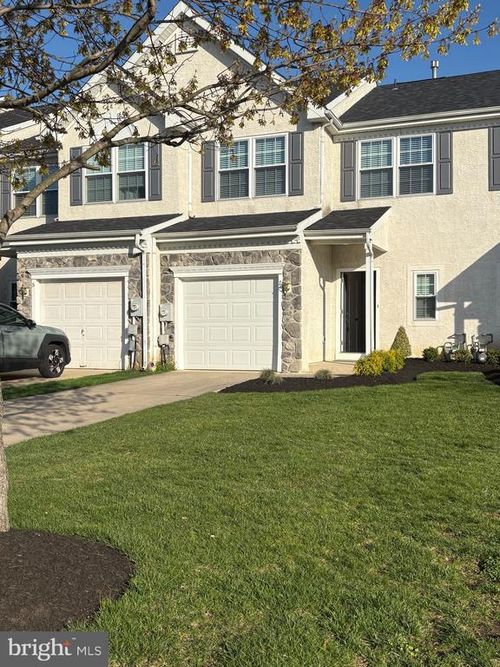 7 Chapel Hill Rd, Mount Laurel, NJ, 08054-8501 | Card Image