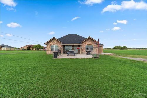 21156 Hooks And Hodges Rd, Santa Rosa, TX, 78593-2080 | Card Image