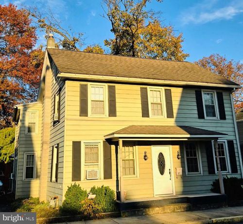 57 N Charlotte St, MANHEIM, PA, 17545-2407 | Card Image