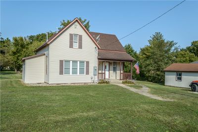 961 Elm Avenue, House other with 3 bedrooms, 1 bathrooms and null parking in Neoga IL | Image 3