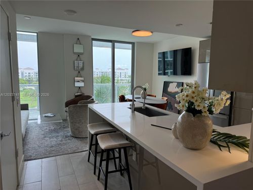 417-2000 Metropica Way, Sunrise, FL, 33323-3215 | Card Image