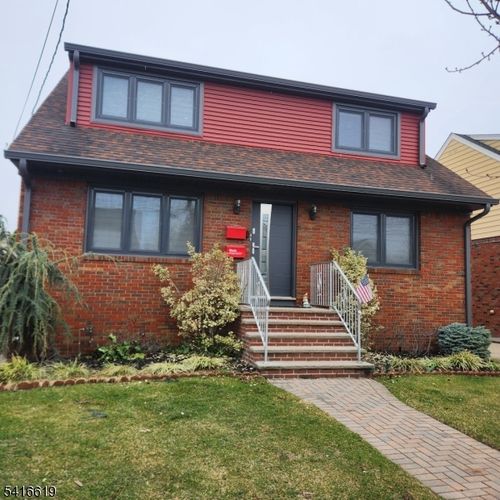 80 Koster St, Wallington, NJ, 07057-1320 | Card Image