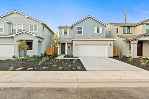 1425 W Payson Ave, Visalia, CA, 93291-7643 | Card Image