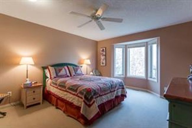 59 - 100 Signature Way Sw, Home with 3 bedrooms, 3 bathrooms and 3 parking in Calgary AB | Image 12