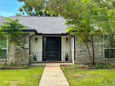 201 Banyan Street, House other with 3 bedrooms, 2 bathrooms and null parking in Lake Jackson TX | Image 2