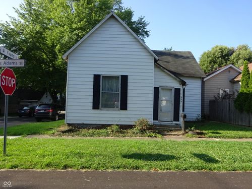 599 E Adams St, Franklin, IN, 46131-1827 | Card Image