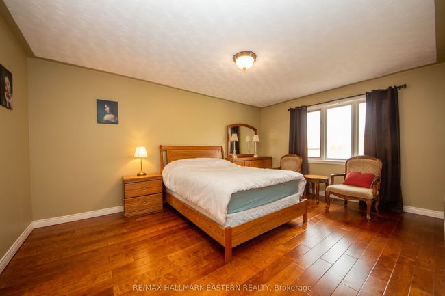 1740 Waddell Ave, House other with 4 bedrooms, 5 bathrooms and 4 parking in Peterborough ON | Image 18