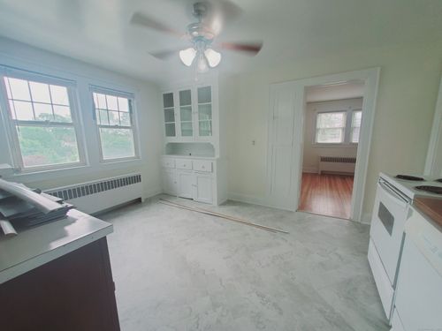 2-15 Robin Street, Stamford, CT, 06902 | Card Image