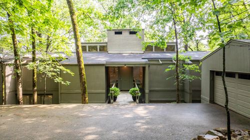 9 Timberlake Dr, Little Rock, AR, 72207-1609 | Card Image