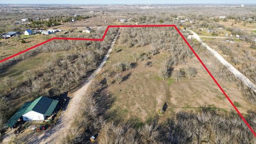 885 Longhollow Rd, Dale, TX, 78616-2908 | Card Image