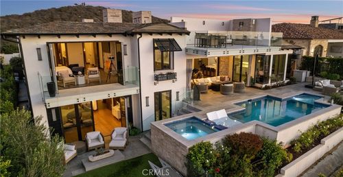 31 Shoreline Dr, Dana Point, CA, 92629-2726 | Card Image