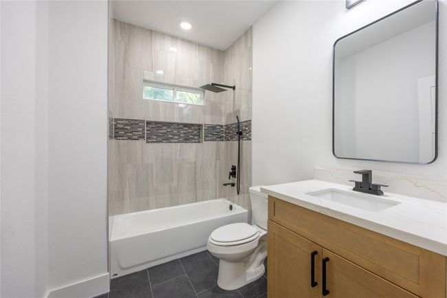 51 V Allen Ln, House other with 3 bedrooms, 3 bathrooms and 2 parking in Coldspring TX | Image 9