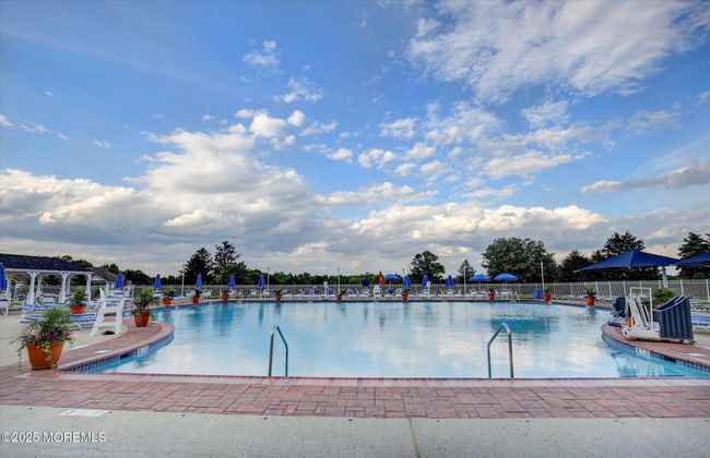 249 Shinnecock Dr, Condo with 3 bedrooms, 3 bathrooms and null parking in Manalapan NJ | Image 37