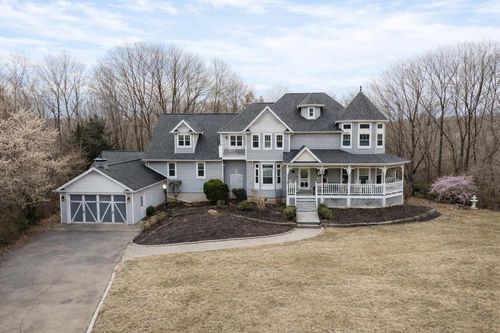 107 Lamine Lane Lane, COMBINED LOCKS, WI, 54113 | Card Image
