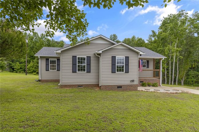 1330 Grove Rd, House other with 3 bedrooms, 2 bathrooms and null parking in Anderson SC | Image 4
