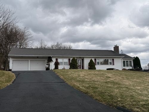 106 Vermont St, Holyoke, MA, 01040 | Card Image