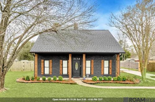 9210 Gary St, Denham Springs, LA, 70726-2784 | Card Image