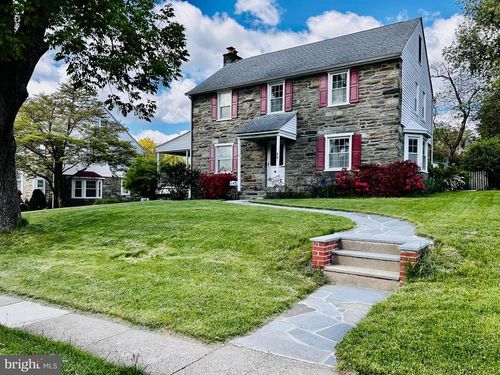 56 N New Ardmore Ave, BROOMALL, PA, 19008-2608 | Card Image