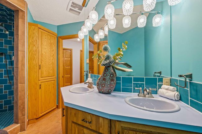 1108 Premier Way Sw, House detached with 4 bedrooms, 3 bathrooms and 4 parking in Calgary AB | Image 25
