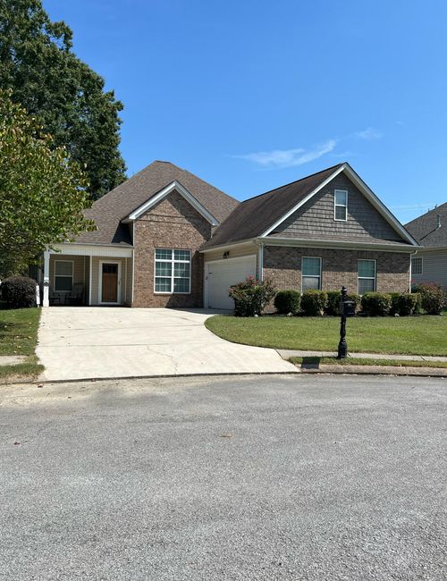 1727 Collie View Ln, Hixson, TN, 37343-7513 | Card Image