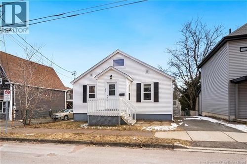 163 North St, Moncton, NB, E1C5X9 | Card Image