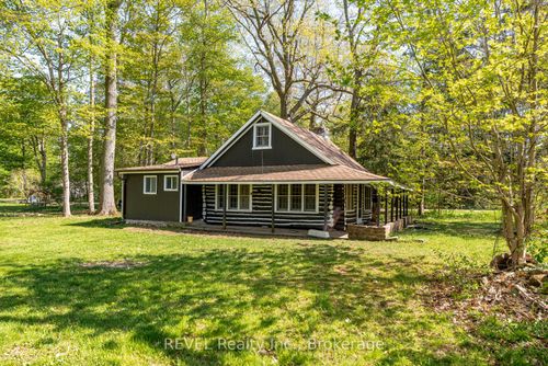 3052 Maple Ave, Ridgeway, ON, L0S1N0 | Card Image