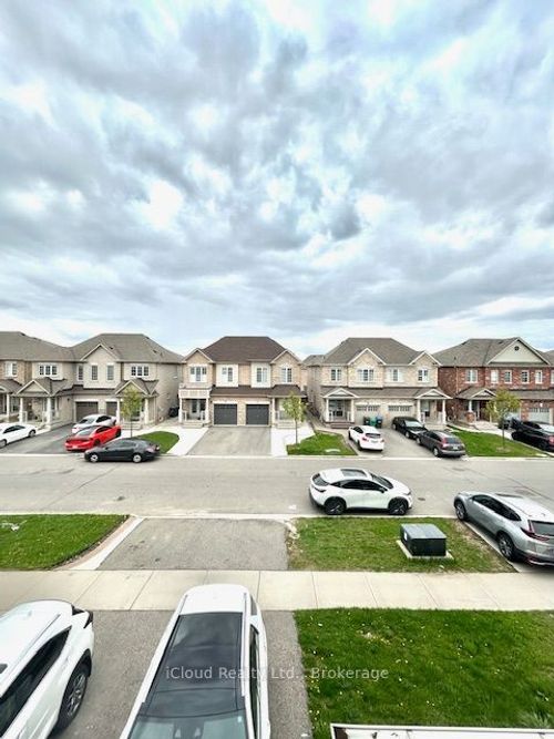 24 Yardley Cres, Brampton, ON, L6X5L6 | Card Image