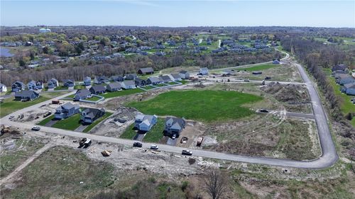 152 Revolution Way, Middletown, RI, 02842 | Card Image