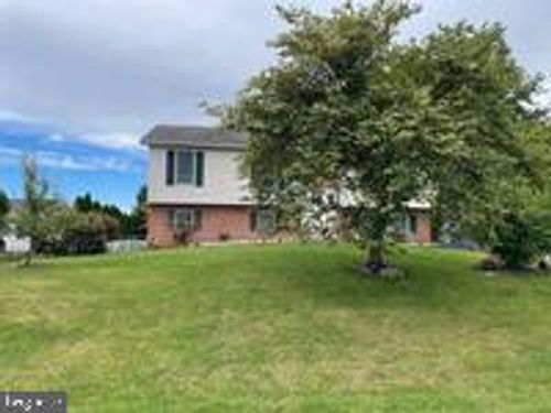 272 Pattison Drive Drive, SHIPPENSBURG, PA, 17257 | Card Image