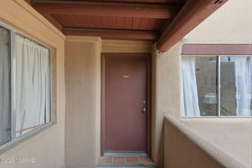 121-1810 E Blacklidge Dr, Tucson, AZ, 85719-2772 | Card Image
