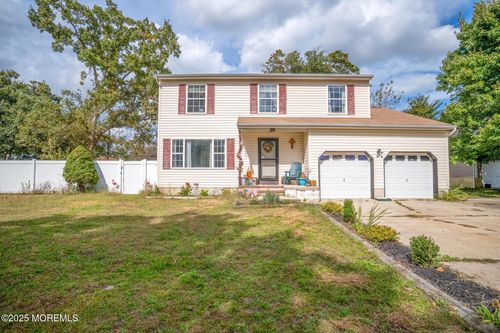 701 Madison Ave, Manchester, NJ, 08757-1724 | Card Image