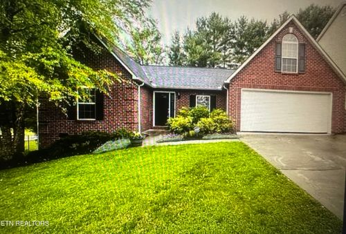 1455 Queensbridge Dr, Knoxville, TN, 37922-6083 | Card Image