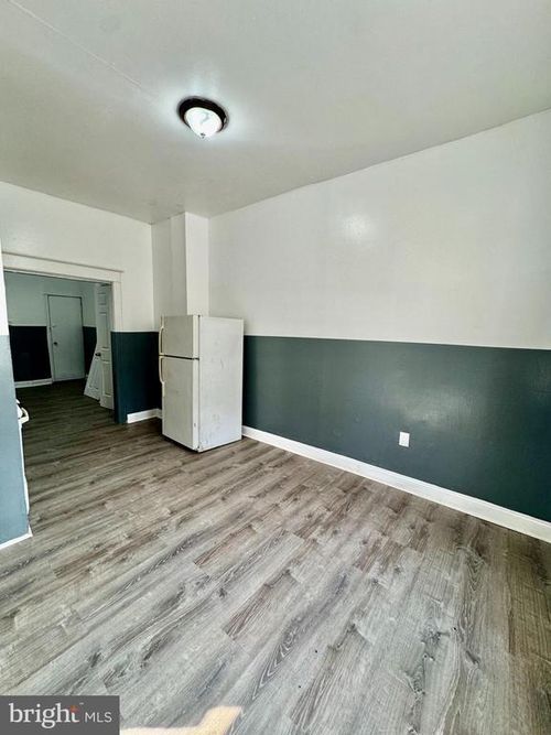 1-7020 Woodland Ave, PHILADELPHIA, PA, 19142-1127 | Card Image