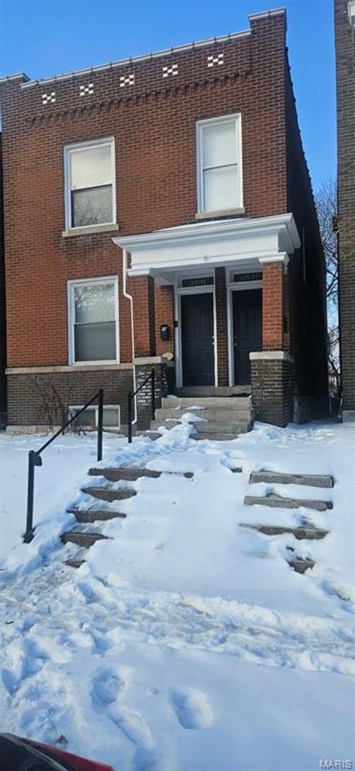 3531 Giles Ave, Saint Louis, MO, 63116-4708 | Card Image