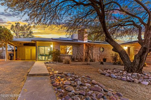 5442 E 7th St, Tucson, AZ, 85711-2317 | Card Image
