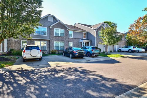 unit-103-2125 Carrick Ct, Crescent Springs, KY, 41017-3929 | Card Image