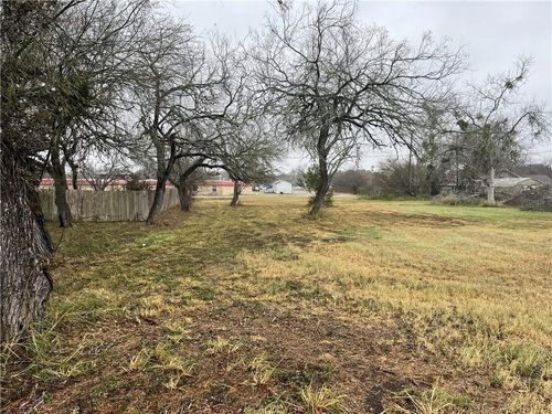 1406 E Toledo Street, Beeville, TX, 78102 | Card Image