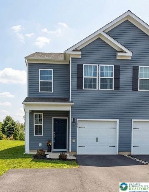 1138 Martin Rd, BREINIGSVILLE, PA, 18031-8735 | Card Image
