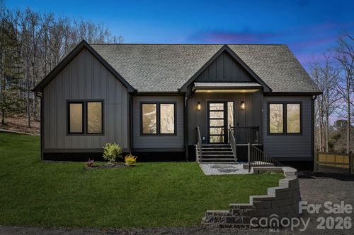 5 Trevs Way, Fletcher, NC, 28732-7814 | Card Image