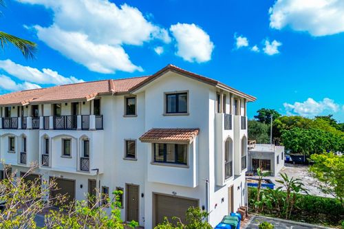 456 Nw 41st St, Oakland Park, FL, 33309-5142 | Card Image