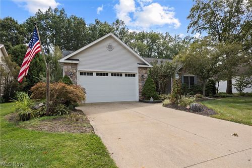 1024 Hunters Chase, Grafton, OH, 44044-1265 | Card Image