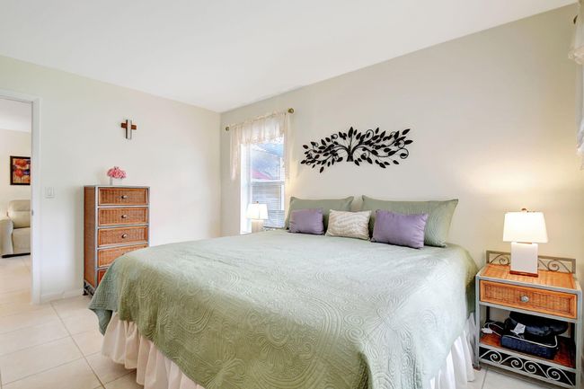 860 Worcester Ln, Condo with 1 bedrooms, 1 bathrooms and null parking in Lake Worth FL | Image 13