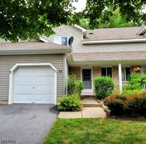 45 Meadow Pond Rd, Hamburg, NJ, 07419-2528 | Card Image