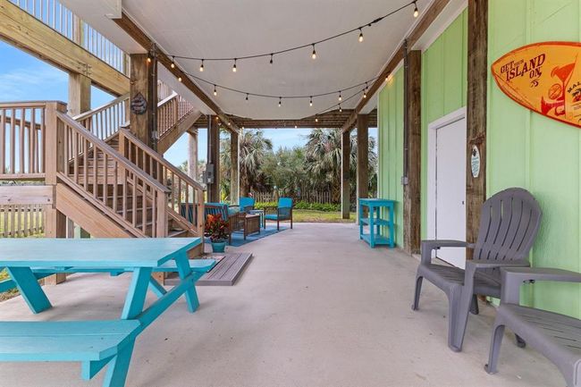 4111 Isla Del Sol, House other with 3 bedrooms, 2 bathrooms and 1 parking in Galveston TX | Image 23