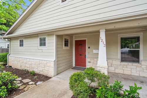 1213 Justin Ln, Austin, TX, 78757-2631 | Card Image