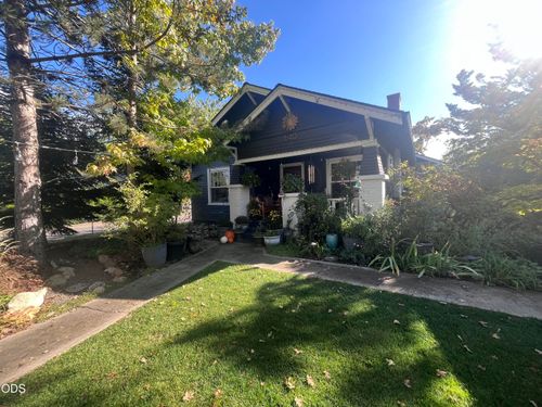 640 Oak St, Ashland, OR, 97520-1257 | Card Image